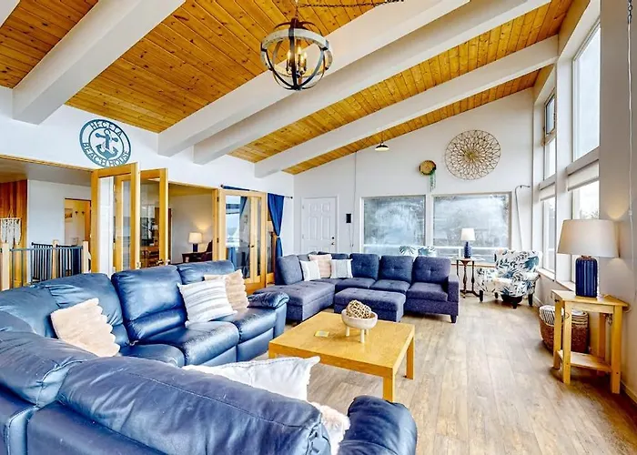Dog-Friendly Home With Amazing Ocean & Sunset Views - Walk To Ocean Way Beach